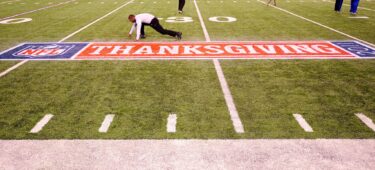 Top 5 Best NFL Thanksgiving Moments