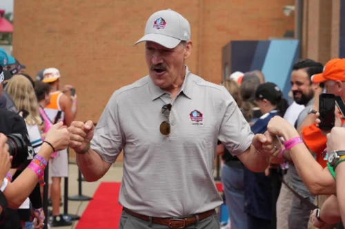 
Aug 6, 2022; Canton, OH, USA; Bill Cowher arrives on the red carpet during the Pro Football Hall of Fame Class of 2022 Enshrinement at Tom Benson Hall of Fame Stadium. Mandatory Credit: Kirby Lee-USA TODAY Sports
