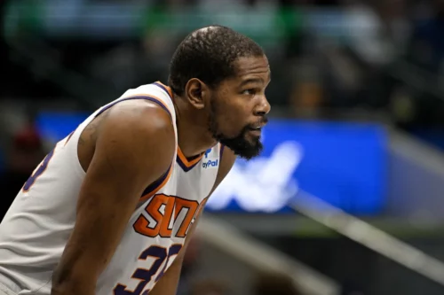 
Mar 5, 2023; Dallas, Texas, USA; Phoenix Suns forward Kevin Durant (35) during the game between the Dallas Mavericks and the Phoenix Suns at the American Airlines Center. Mandatory Credit: Jerome Miron-USA TODAY Sports
